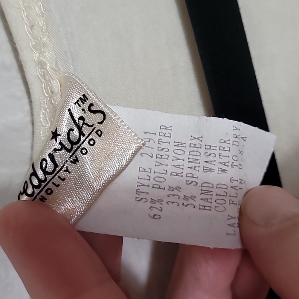 Y2K Fredericks Of Hollywood Babydoll Long Sleeve Top Size S White VNeck Fitted - Picture 7 of 12